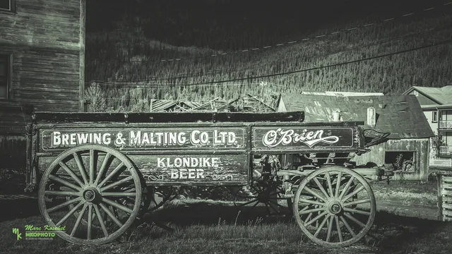 Klondike Beer Coach